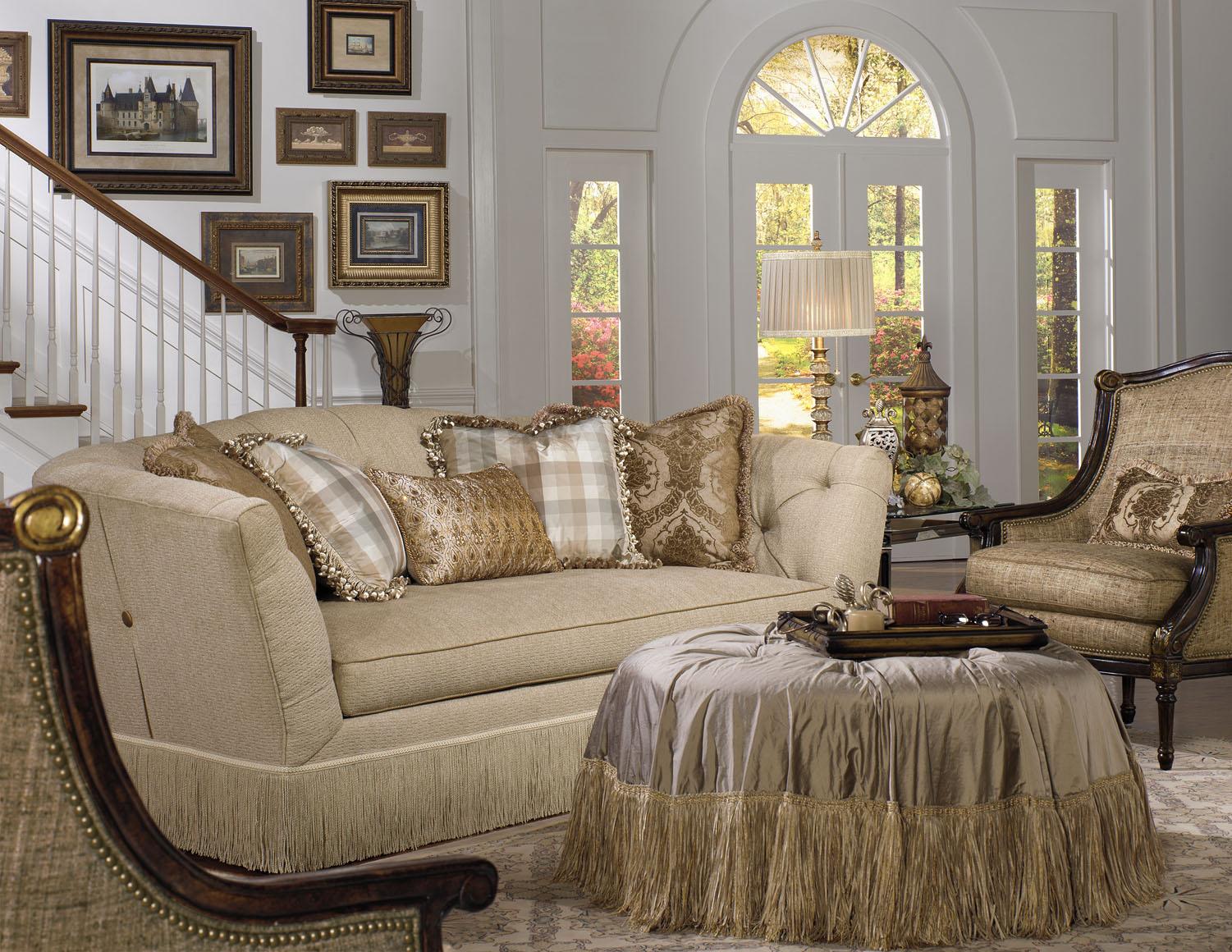 Desire Traditional Sofa with Tufted Seat Back and Decorative